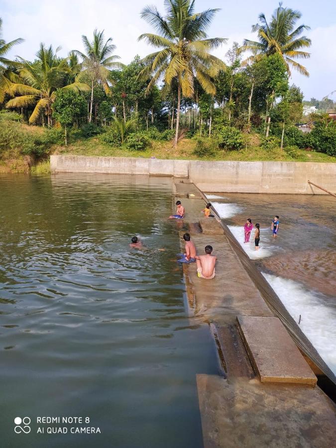 Puzhayoram Home Stay, Palakkuli, Mananthavadi Wayanad Kerala Exterior photo